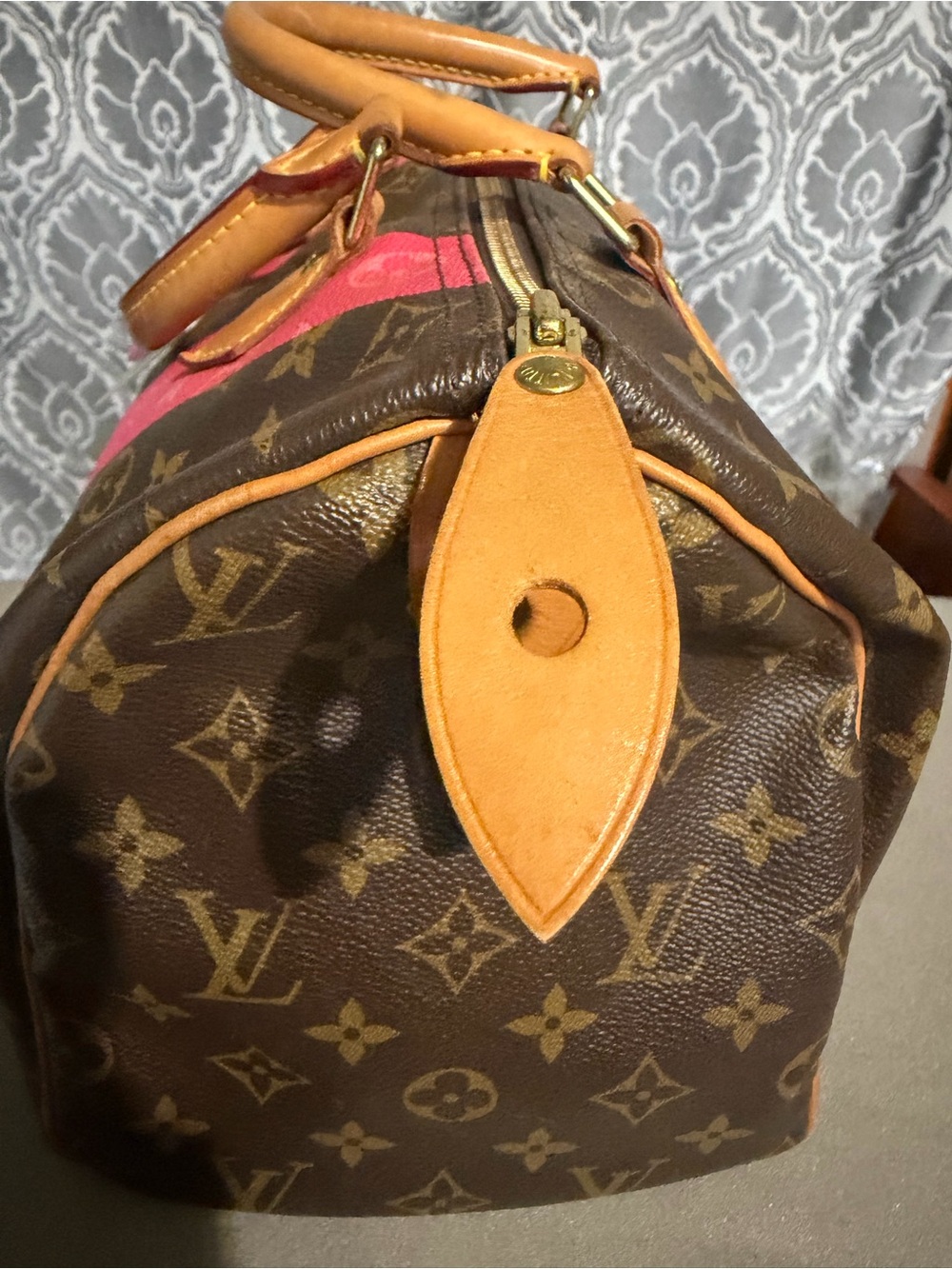 Louis Vuitton Brown Monogram Speedy with Pink V Graphic - Picture 6 of 16